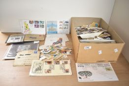 A collection of 20th-century Great Britain stamps, to include pue decimal stamps and clippings, mint