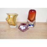 Three 20th-century studio art glass vases, to feature a Adam Jablonski sommerso blue and orange