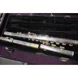 A silver plate flute, King Cleveland, in fitted King case, model 610, serial number 624641