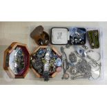 Assorted jewellery and costume jewellery incl. silver link fob chains; medallions; white metal
