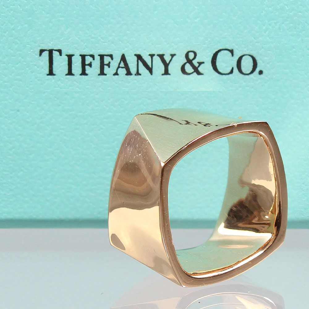 118th Auction - Art, Antiques and Varia