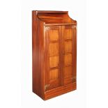 Pfeilerschrank Richard Riemerschmid