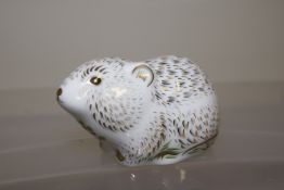 Royal crown derby river bank vole gold stopper