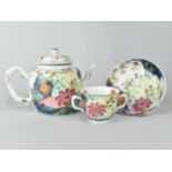 A Chinese Qing Dynasty C.1770-1800 Porcelain Tobacco Leaf Pattern Teapot and Cover (Handle