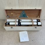 VINTAGE CASED ASTRONOMICAL REFLECTOR TELESCOPE - 7CM X 90CM APPROX