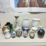 QUANTITY OF MIXED CERAMICS AND GLASS - INC MOORCROFT, WEDGWOOD, ISLE OF WIGHT ETC TALLEST 25CM