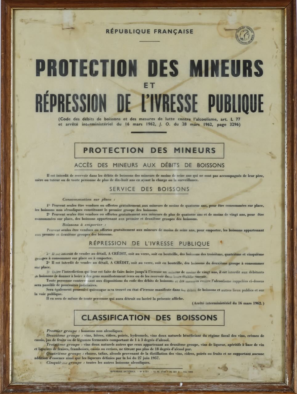 Four French Government issued licenced premises legal notices, various dates 20th century (4) - Image 4 of 5