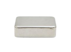 A George III silver snuffbox