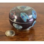 CHINESE SILVER CLOISONNE BOWL AND COVER, APPROX 7cm DIAMETER AND 94g TOTAL WEIGHT