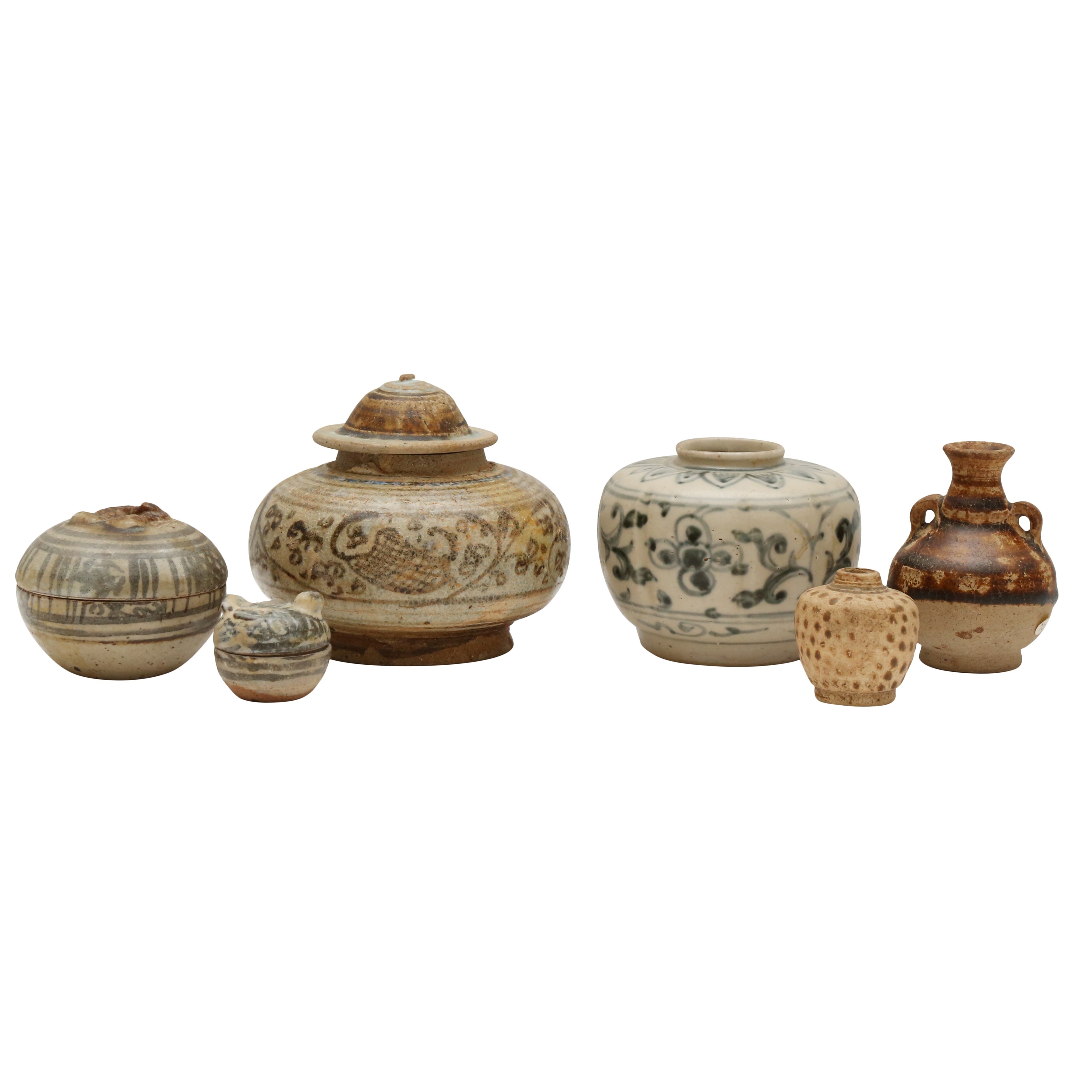 Five Thai Sawankhalok ceramics and a Vietnamese jar, 15th/17th century - Image 3 of 3