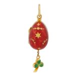 Victor Mayer for Fabergé | A red enamel egg pendant Yellow metal