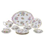 A Herend 'Queen Victoria' pattern porcelain cabaret tea service 20th century