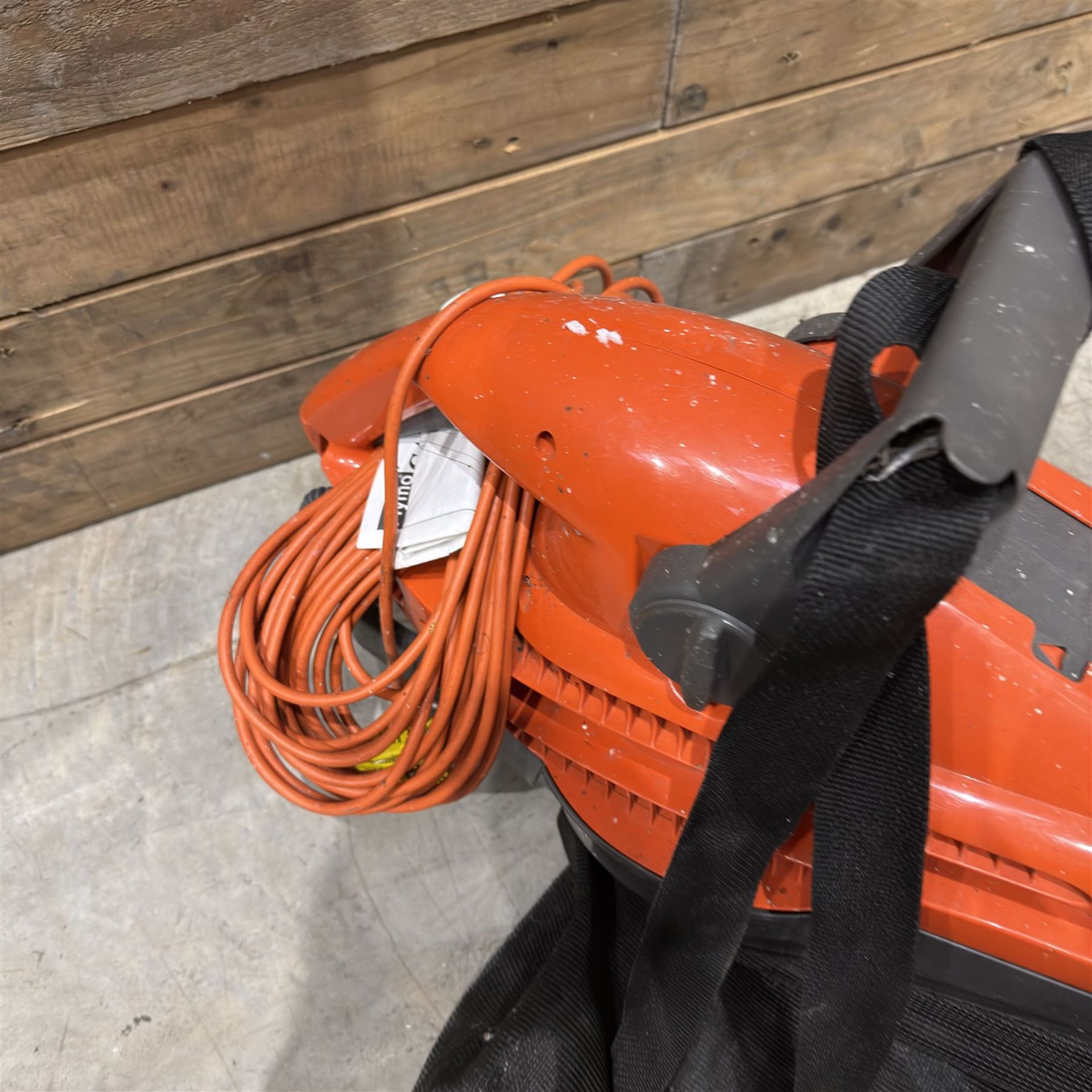 Webb 40v electric mower + Flymo GardenVac - Image 8 of 8