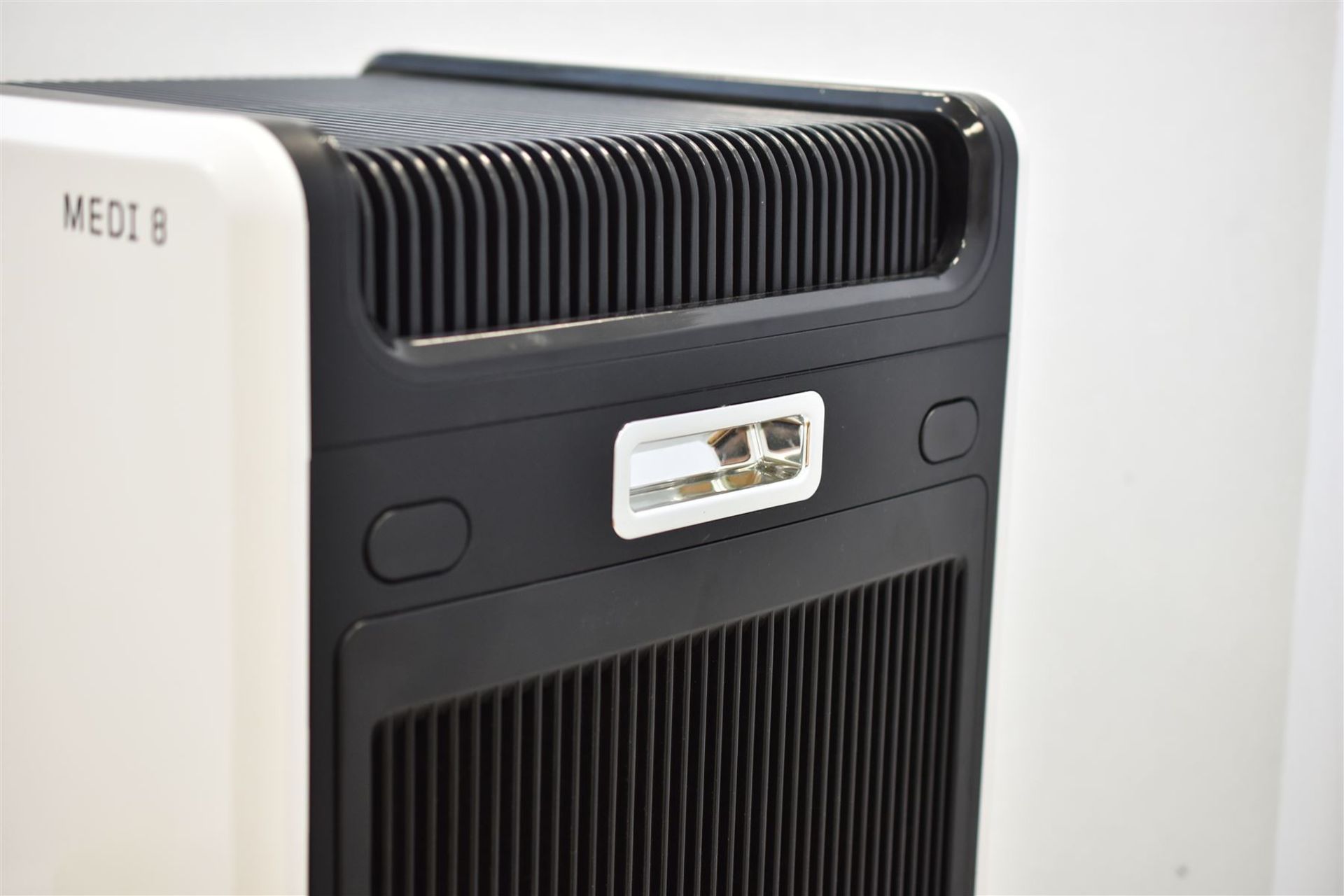 New - MAXVAC Medi 8 air purifier - Image 2 of 4
