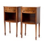 A PAIR OF EDWARDIAN MAHOGANY BEDSIDE TABLES