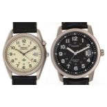 Two gentlemen's Seiko and Pulsar kinetic wristwatches with date apertures.