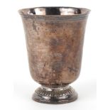 An antique continental silver beaker, indistinct hallmarks, 8.5cm high, 77.6g.