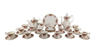 ROYAL ALBERT - OLD COUNTRY ROSES - 20TH CENTURY CHINA TEA & COFFEE SERVICE