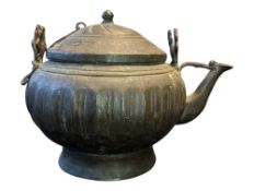 19TH CENTURY CHINESE HAND MADE BRASS TEAPOT