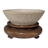 MING DYNASTY FUJIAN CREAM GLAZED CERAMIC BOWL 明 白釉 盌