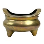 CHINESE XUANDE MARK BRONZE TWIN HANDLED TRIPOD CENSER 宣德款桥耳三足炉