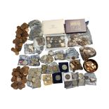 COLLECTION OF BRITISH & FOREIGN CIRCULATED COINS