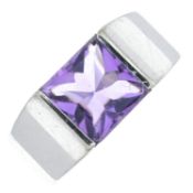 Amethyst 'Tank' ring, by Cartier