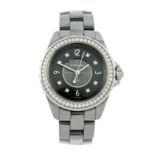 Chanel - J12