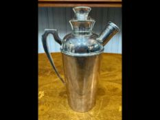 A Fine Heavy Quality Art Deco Period Silver Plated Cocktail Shaker, circa 1920s, with a screw lid to