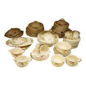 A Royal Doulton Minden part dinner service to include service to include tureens, cups and saucers