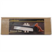 A boxed Veritas dovetail saw, 14tpi