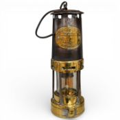A Thomas & Williams Cambrian miner’s lamp, no. 1494, 26cm excl. swing handle
