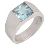 Cartier, an aquamarine ring, circa 1997, set with a buff-topped square aquamarine measuring 8 x 8