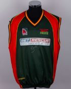 Stuart Broad green No.16 Leicestershire Foxes Friends Provident ODI autographed jumper, 2007