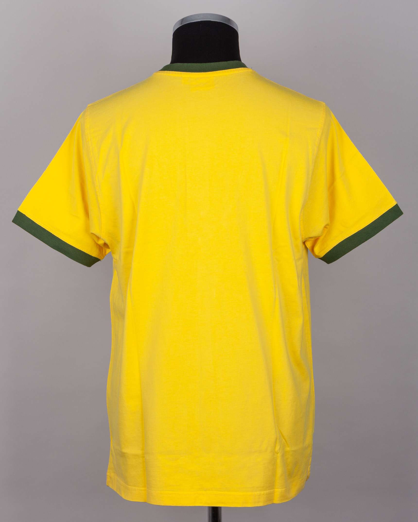 Pele replica yellow Brazil autographed short-sleeved shirt - Image 2 of 7