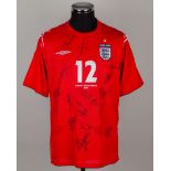 Red No.12 England under-20 autographed short-sleeved shirt, 2005