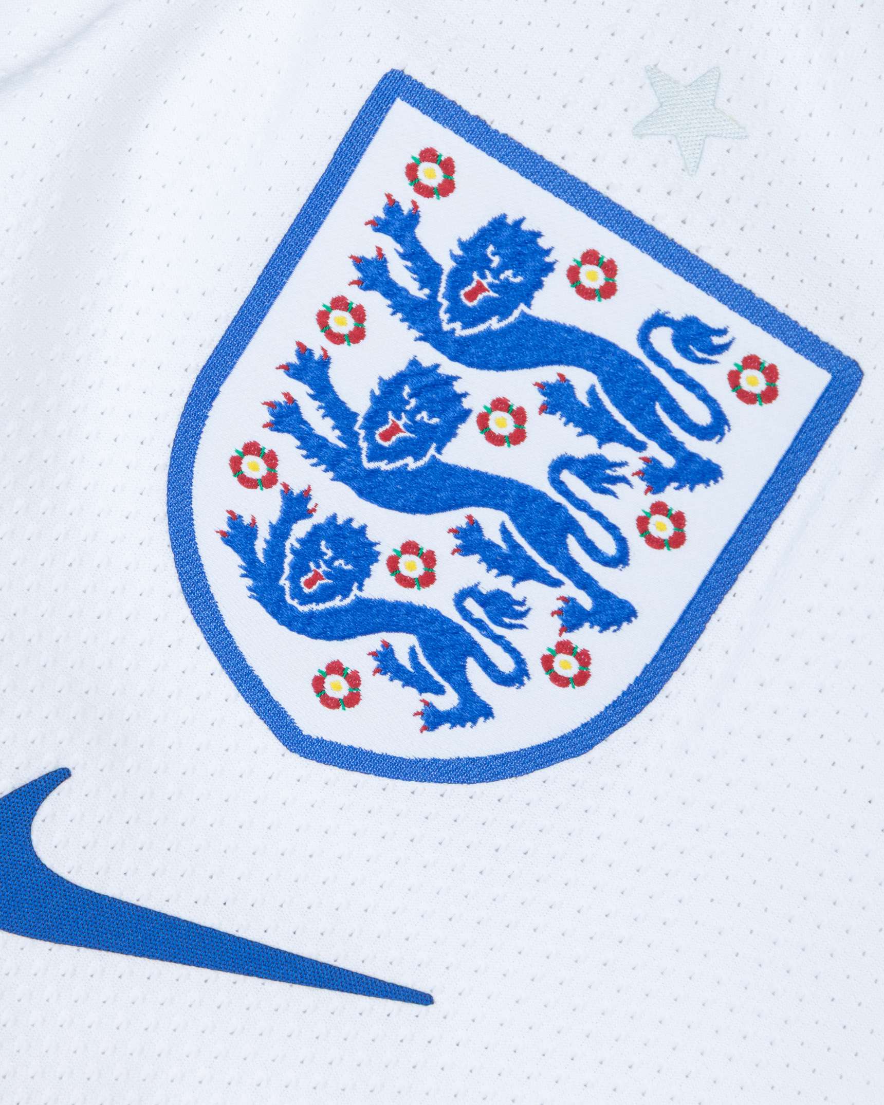 Charlie Cresswell white No.15 England v. Czech Republic under-21 short-sleeved shirt, 2021 - Image 3 of 5
