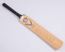 David Graveney Gloucestershire CCC Benefit 1986 autographed cricket bat