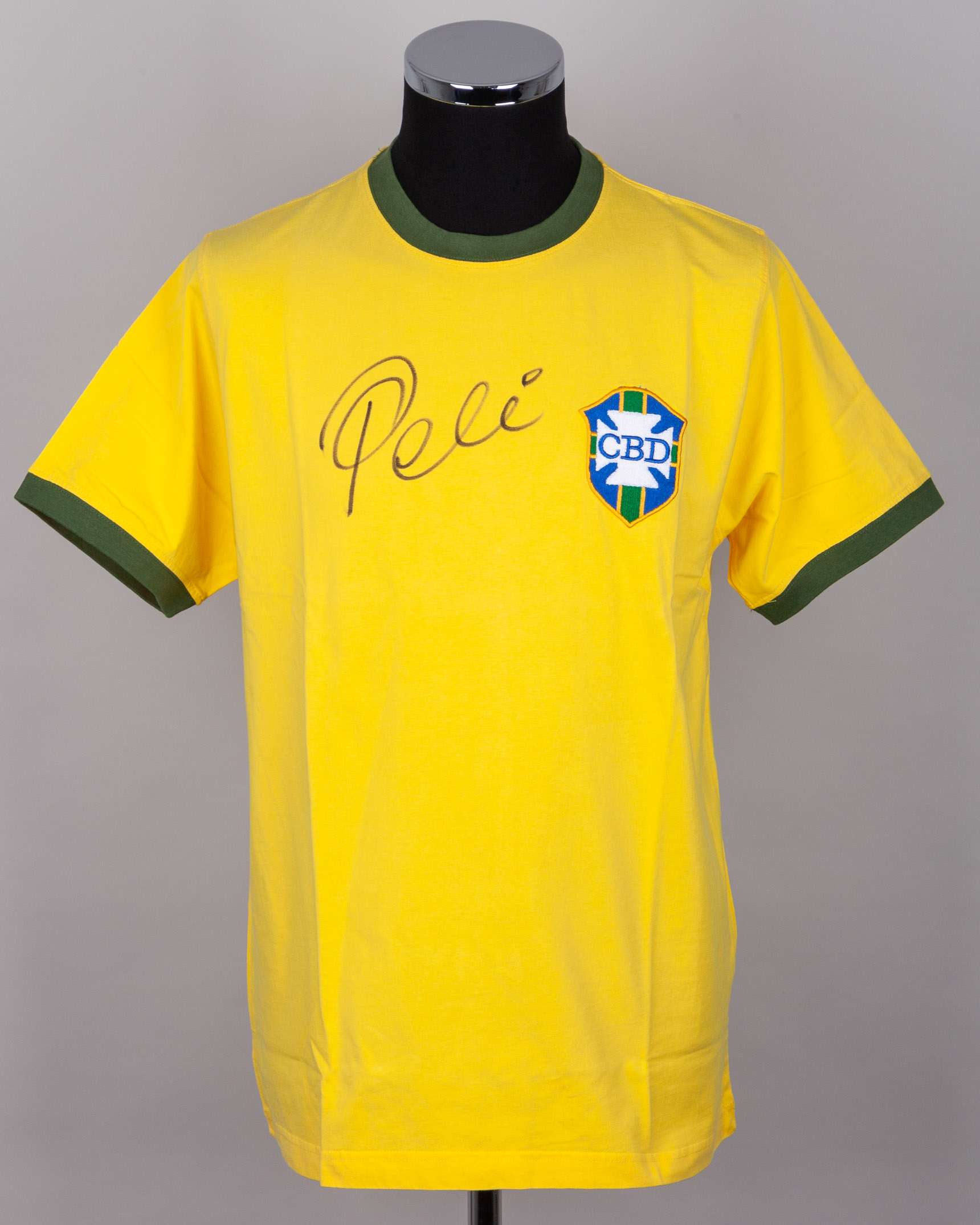 Pele replica yellow Brazil autographed short-sleeved shirt
