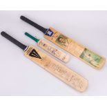 Nottinghamshire CCC, Gary Sobers and Richard Hadlee autographed cricket bats