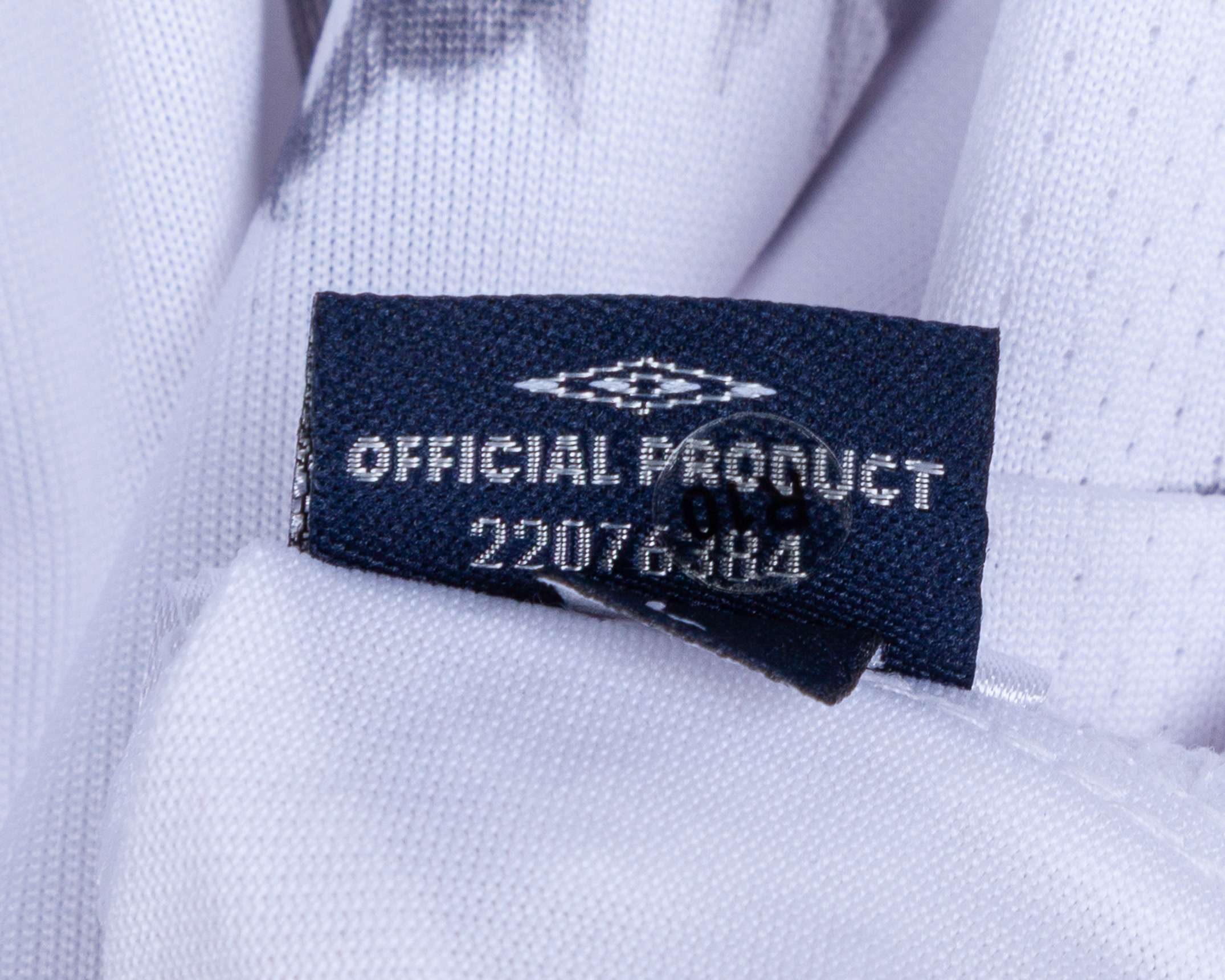 White squad autographed England replica short-sleeved shirt, 2007 - Image 6 of 7