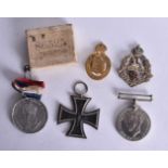 ASSORTED MILITARY BADGES and a WWII medal presented to NX 154183 T Dixon. (5)