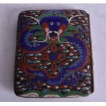 AN EARLY 20TH CENTURY CHINESE CLOISONNE ENAMEL DRAGON CASE Late Qing. 8.5 cm x 7.5 cm.