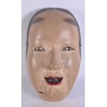 AN 18TH/19TH CENTURY JAPANESE EDO PERIOD NOH MASK. 22cm x 11 cm.