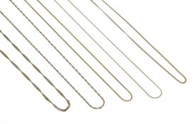 5-teiliges Halsketten-Konvolut 1 x