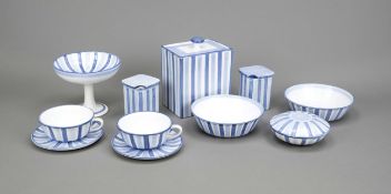 Konvolut von 11 Teilen Keramik, He