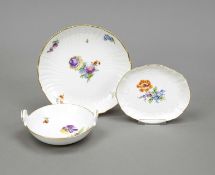 Konvolut von 3 Schalen mit polychr