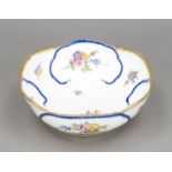 Große Schale, Sevres, 18. Jh., Jahreszeic