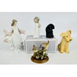 A GROUP OF CABINET ORNAMENTS TO INCLUDE LLADRO LADY WITH SHAWL AND FLOWER BASKET 5898 A/F + ONE