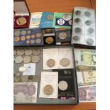 COINS: BOX WITH MIXED LOT TO INCLUDE UK VERY WORN GEORGE 3rd CROWN, MODERN £5 (13),